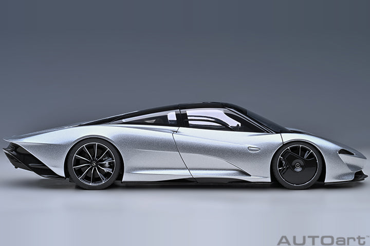 McLaren Speedtail Supernova Silver