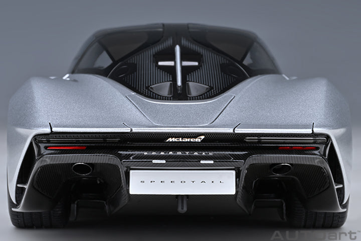 McLaren Speedtail Supernova Silver
