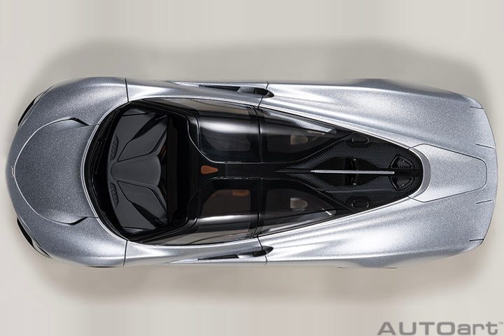McLaren Speedtail Supernova Silver