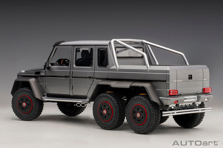 Mercedes-Benz G 63 AMG 6x6 Designo Platinum Magno