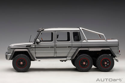 Mercedes-Benz G 63 AMG 6x6 Designo Platinum Magno