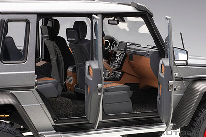 Mercedes-Benz G 63 AMG 6x6 Designo Platinum Magno