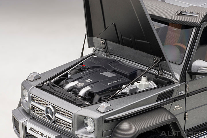 Mercedes-Benz G 63 AMG 6x6 Designo Platinum Magno