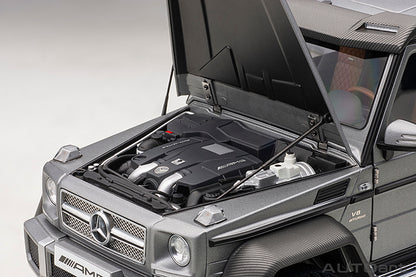 Mercedes-Benz G 63 AMG 6x6 Designo Platinum Magno