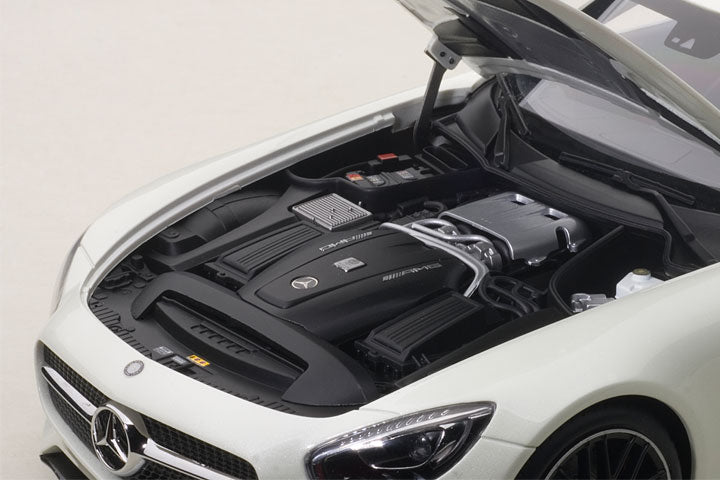 Mercedes-Benz AMG GT-S Designo Diamond White Bright