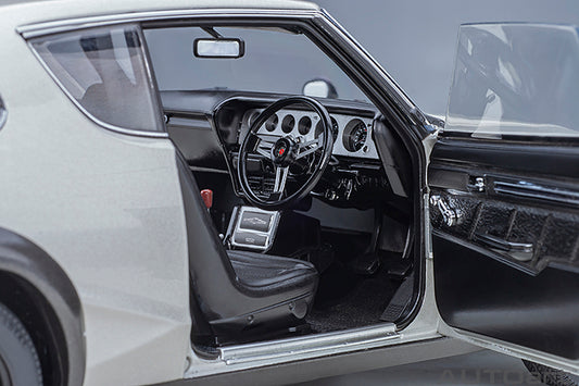 Nissan Skyline 2000GT-R KPGC110 Silver