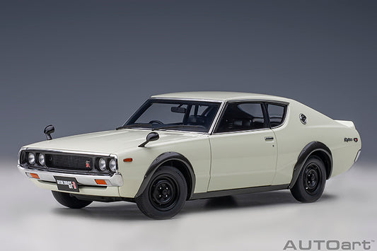 Nissan Skyline 2000 GT-R KPGC110 White