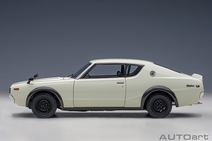 Nissan Skyline 2000 GT-R KPGC110 White