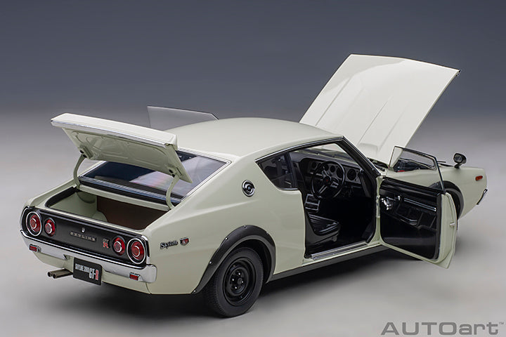 Nissan Skyline 2000 GT-R KPGC110 White