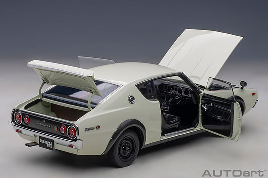 Nissan Skyline 2000 GT-R KPGC110 White