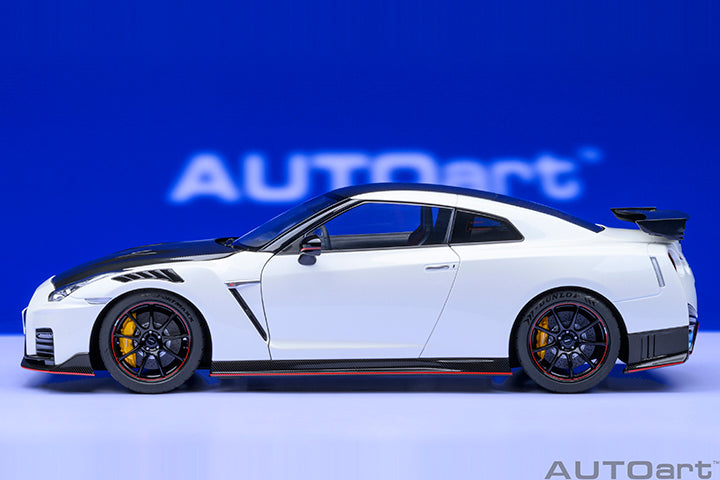 Nissan GT-R (R35) Nismo Brilliant White Pearl