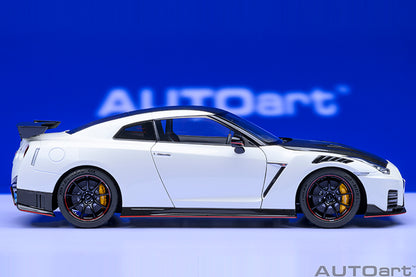 Nissan GT-R (R35) Nismo Brilliant White Pearl