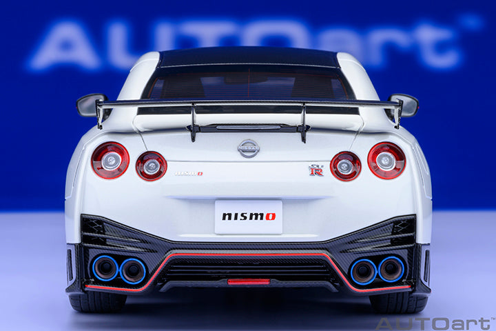 Nissan GT-R (R35) Nismo Brilliant White Pearl