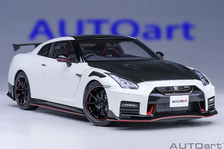 Nissan GT-R (R35) Nismo Brilliant White Pearl