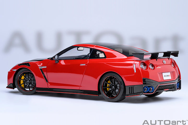 Nissan GT-R R35 Nismo Vibrant Red