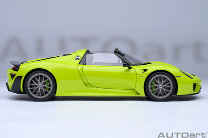 Porsche 918 Spyder Weissach Package