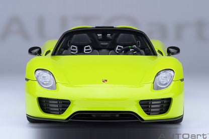 Porsche 918 Spyder Weissach Package