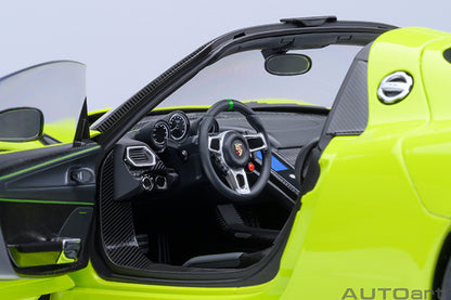Porsche 918 Spyder Weissach Package