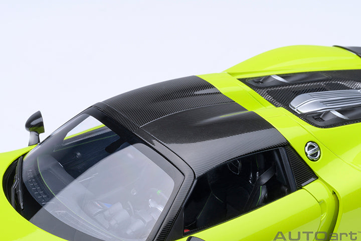 Porsche 918 Spyder Weissach Package