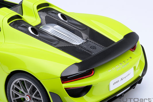 Porsche 918 Spyder Weissach Package