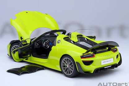 Porsche 918 Spyder Weissach Package