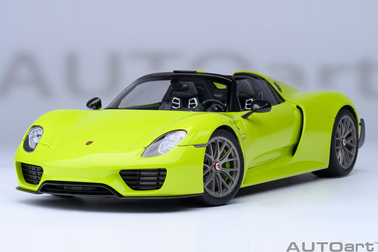 Porsche 918 Spyder Weissach Package