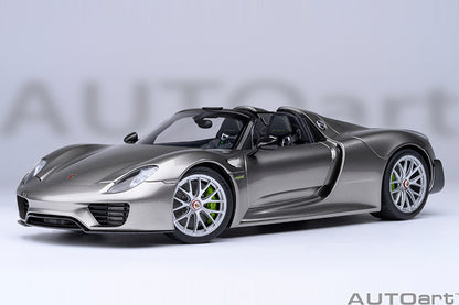 Porsche 918 Spyder Weissach Package
