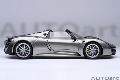 Porsche 918 Spyder Weissach Package