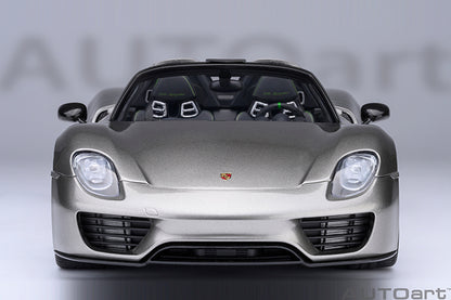 Porsche 918 Spyder Weissach Package
