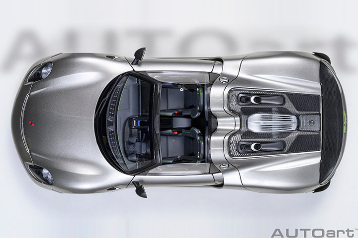 Porsche 918 Spyder Weissach Package