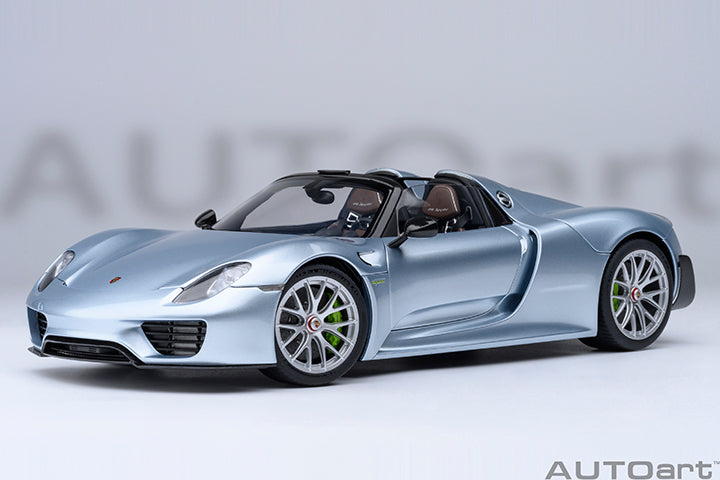 Porsche 918 Spyder Weissach Package