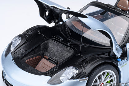 Porsche 918 Spyder Weissach Package