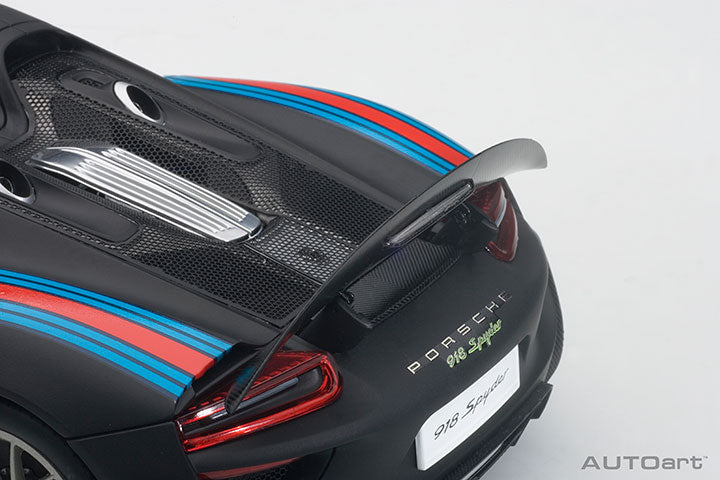 Porsche 918 Spyder Weissach Package