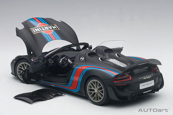 Porsche 918 Spyder Weissach Package