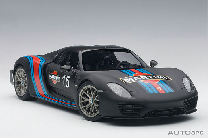 Porsche 918 Spyder Weissach Package