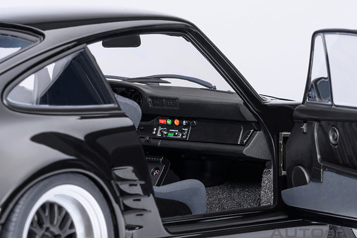 Porsche 911 Turbo 930 Wangan Midnight Blackbird Comic #1 Version