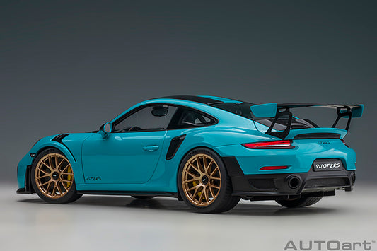Porsche 911 GT2 RS Weissach Package