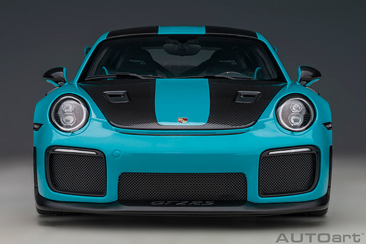 Porsche 911 GT2 RS Weissach Package