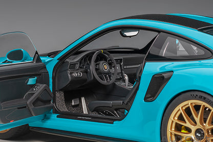 Porsche 911 GT2 RS Weissach Package