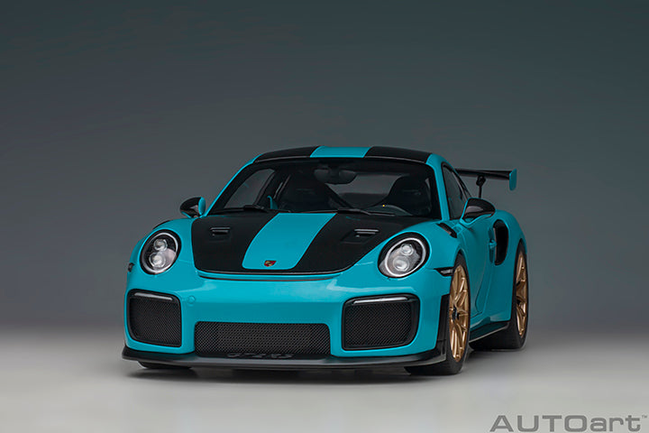 Porsche 911 GT2 RS Weissach Package