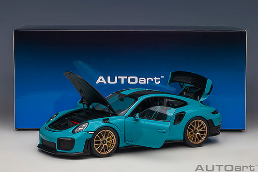 Porsche 911 GT2 RS Weissach Package