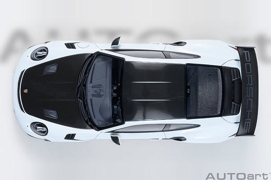 Porsche 911 GT2 RS Weissach Package