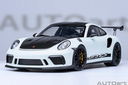 Porsche 911 GT2 RS Weissach Package