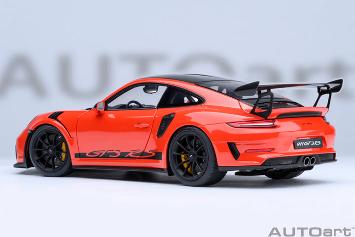 Porsche 911 GT2 RS Weissach Package Lava Orange