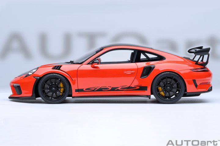 Porsche 911 GT2 RS Weissach Package Lava Orange