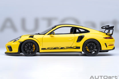 Porsche 911 GT2 RS Weissach Package Racing Yellow
