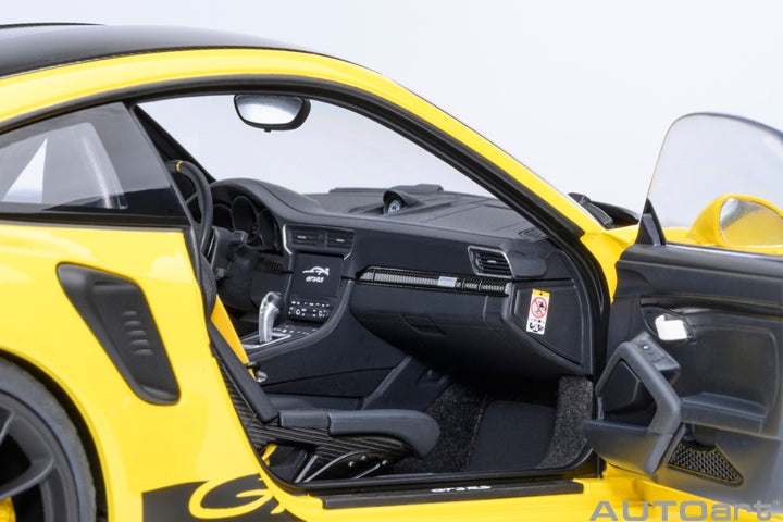 Porsche 911 GT2 RS Weissach Package Racing Yellow