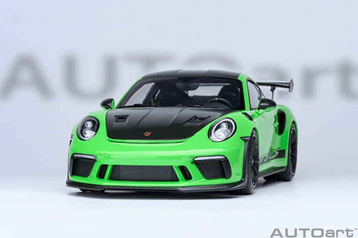 Porsche 911 GT2 RS Weissach Package
