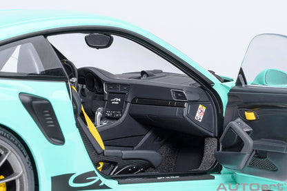 Porsche 911 GT3 RS Mint Green