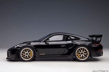 Porsche 911 GT2 RS Weissach Package